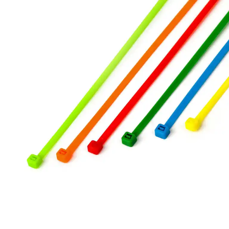 Nízká cena - Pásek stahovací plast 7,2*300mm bílý