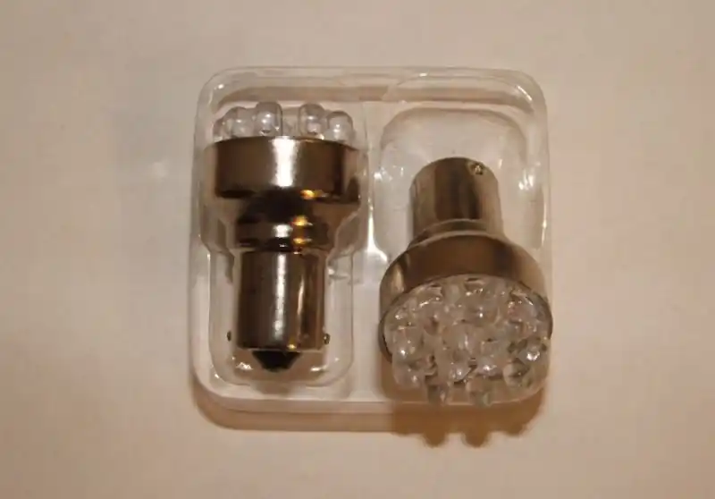Žárovka 24V 21W LED BA15s modrá JAGAN I, balení po 2 ks | Jen po omezenou dobu