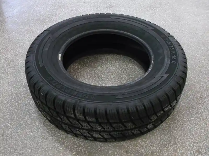 Oblíbený produkt - Pneumatika SEMPERIT Z215/75 R16C 113/111R VAN GRIP